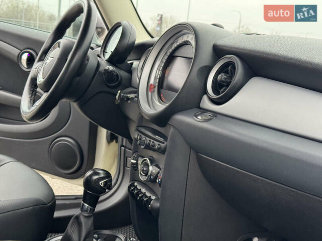 Бежевый Мини Hatch, объемом двигателя 1.6 л и пробегом 165 тыс. км за 10900 $, фото 28 на Automoto.ua