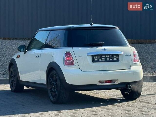 Бежевый Мини Hatch, объемом двигателя 1.6 л и пробегом 120 тыс. км за 8500 $, фото 27 на Automoto.ua