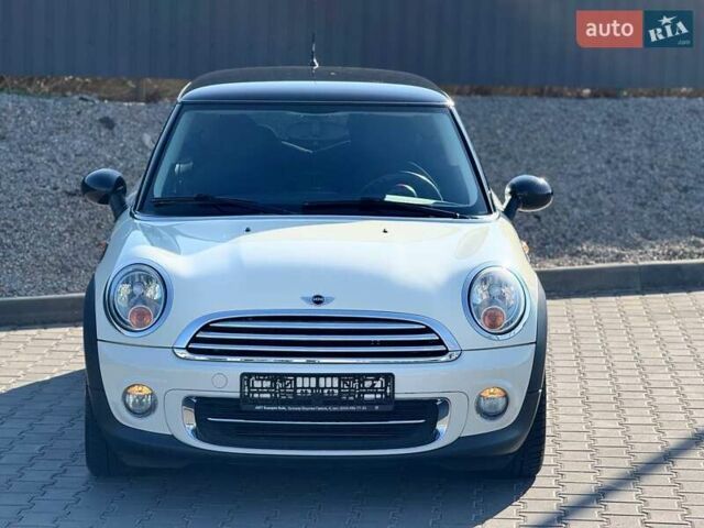 Бежевый Мини Hatch, объемом двигателя 1.6 л и пробегом 120 тыс. км за 8500 $, фото 12 на Automoto.ua