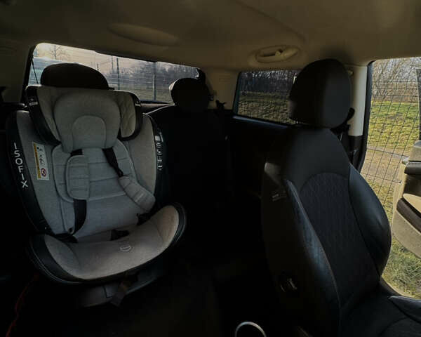 Бежевый Мини Hatch, объемом двигателя 1.6 л и пробегом 132 тыс. км за 8300 $, фото 11 на Automoto.ua