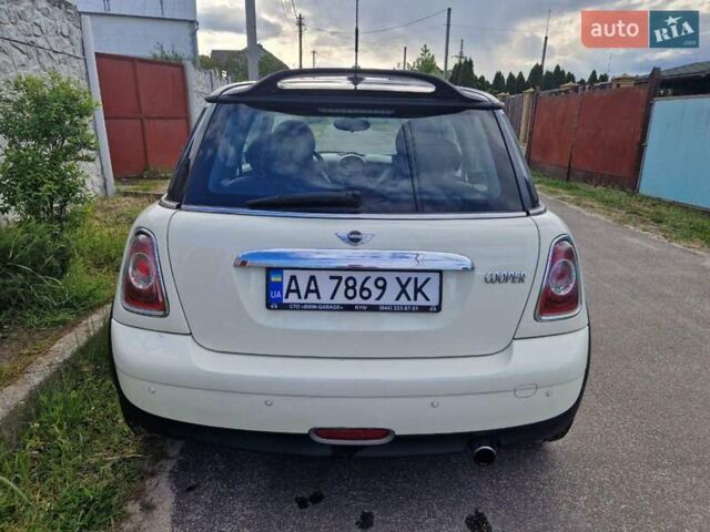 Бежевый Мини Hatch, объемом двигателя 1.6 л и пробегом 98 тыс. км за 7700 $, фото 3 на Automoto.ua