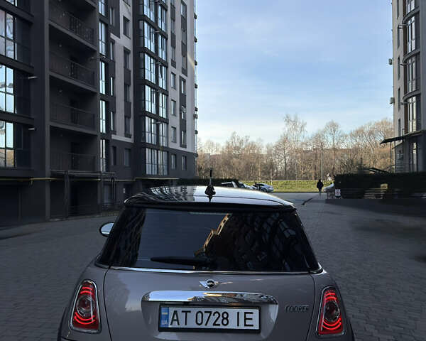 Бежевый Мини Hatch, объемом двигателя 1.6 л и пробегом 132 тыс. км за 8300 $, фото 3 на Automoto.ua