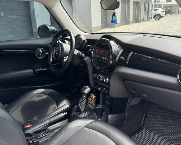 Бежевый Мини Hatch, объемом двигателя 1.5 л и пробегом 84 тыс. км за 10800 $, фото 15 на Automoto.ua