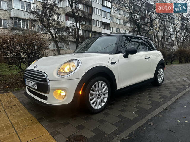 Бежевый Мини Hatch, объемом двигателя 1.5 л и пробегом 94 тыс. км за 12500 $, фото 5 на Automoto.ua