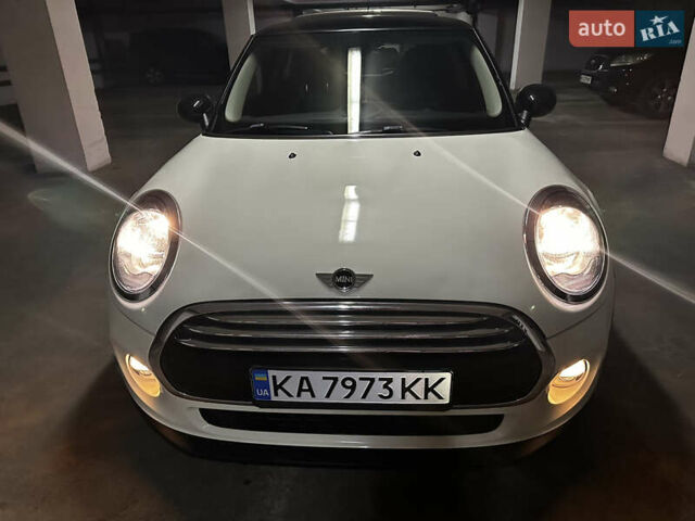 Бежевый Мини Hatch, объемом двигателя 1.5 л и пробегом 94 тыс. км за 12500 $, фото 7 на Automoto.ua