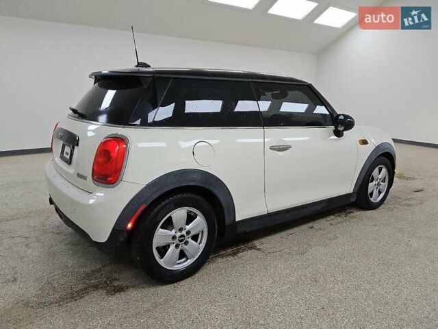 Бежевый Мини Hatch, объемом двигателя 1.5 л и пробегом 157 тыс. км за 1600 $, фото 2 на Automoto.ua