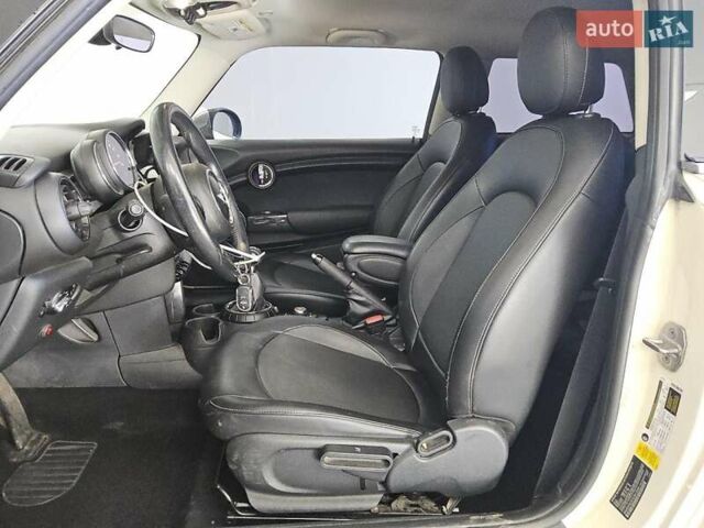 Бежевый Мини Hatch, объемом двигателя 1.5 л и пробегом 157 тыс. км за 1600 $, фото 6 на Automoto.ua