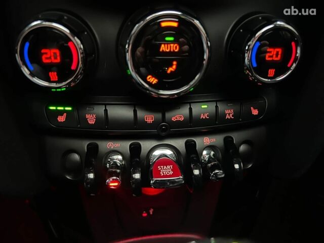 Бежевий Міні Hatch, об'ємом двигуна 1.6 л та пробігом 57 тис. км за 16990 $, фото 19 на Automoto.ua