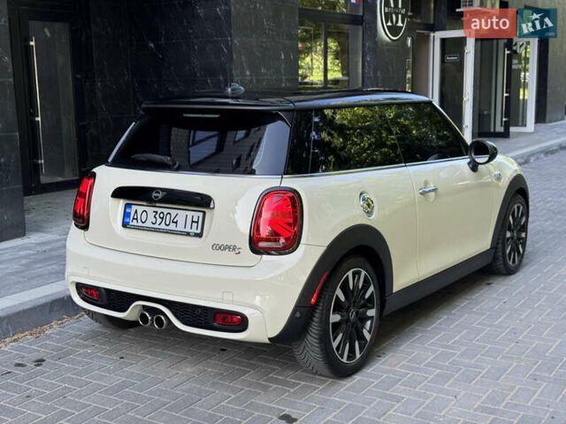 Бежевый Мини Hatch, объемом двигателя 2 л и пробегом 118 тыс. км за 18800 $, фото 12 на Automoto.ua
