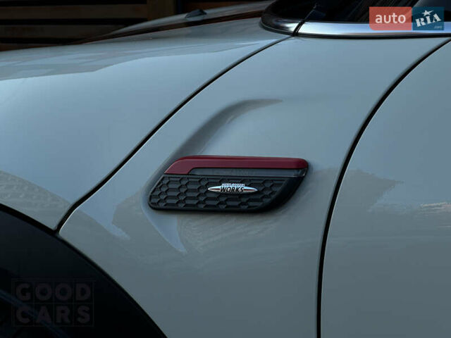 Бежевий Міні Hatch, об'ємом двигуна 2 л та пробігом 87 тис. км за 23000 $, фото 9 на Automoto.ua