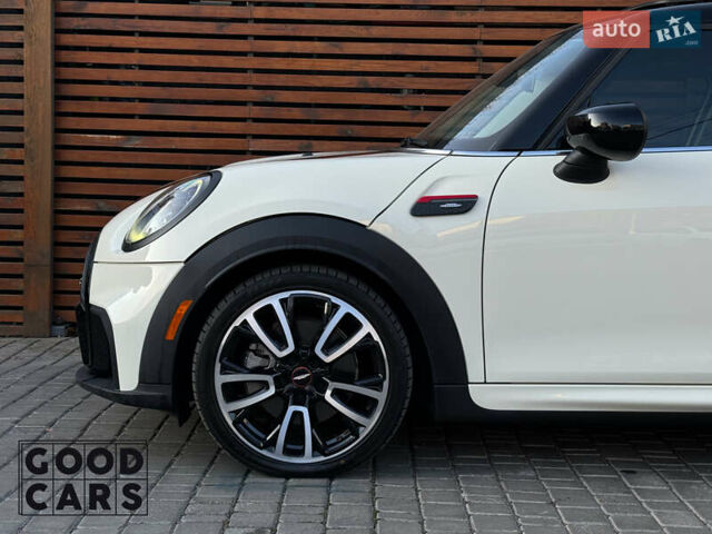 Бежевий Міні Hatch, об'ємом двигуна 2 л та пробігом 87 тис. км за 23000 $, фото 8 на Automoto.ua