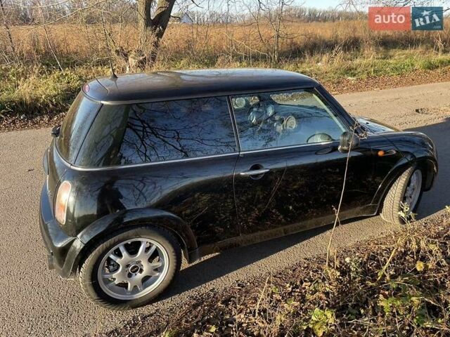 Чорний Міні Hatch, об'ємом двигуна 1.6 л та пробігом 343 тис. км за 3800 $, фото 2 на Automoto.ua