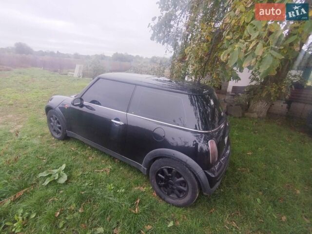Чорний Міні Hatch, об'ємом двигуна 1.6 л та пробігом 328 тис. км за 4600 $, фото 4 на Automoto.ua