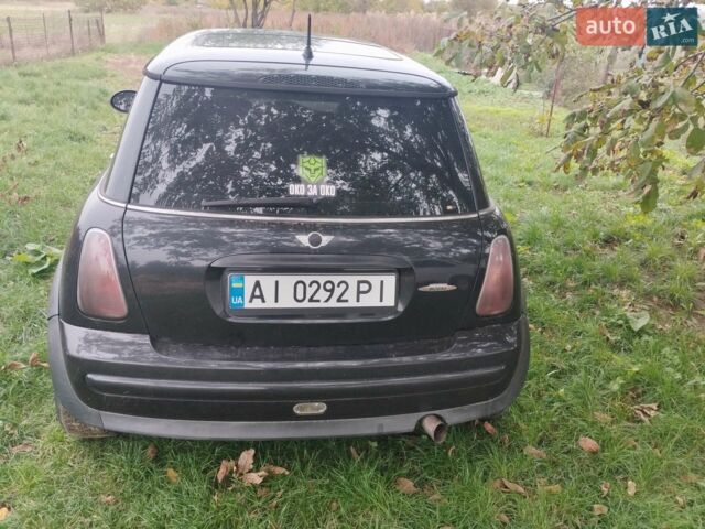 Чорний Міні Hatch, об'ємом двигуна 1.6 л та пробігом 328 тис. км за 4600 $, фото 5 на Automoto.ua