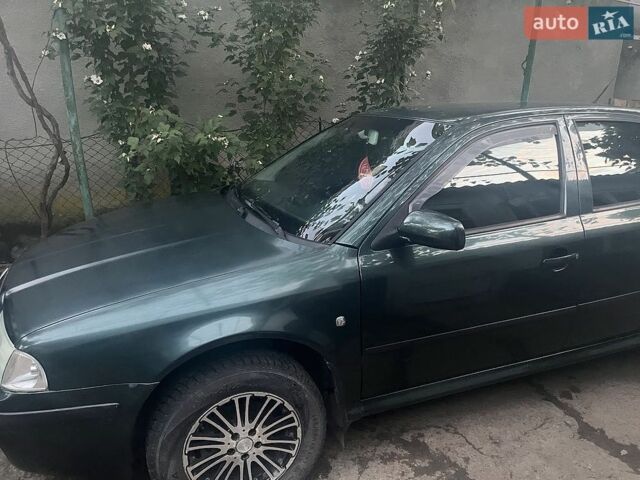 Черный Мини Hatch, объемом двигателя 1.6 л и пробегом 224 тыс. км за 4500 $, фото 19 на Automoto.ua