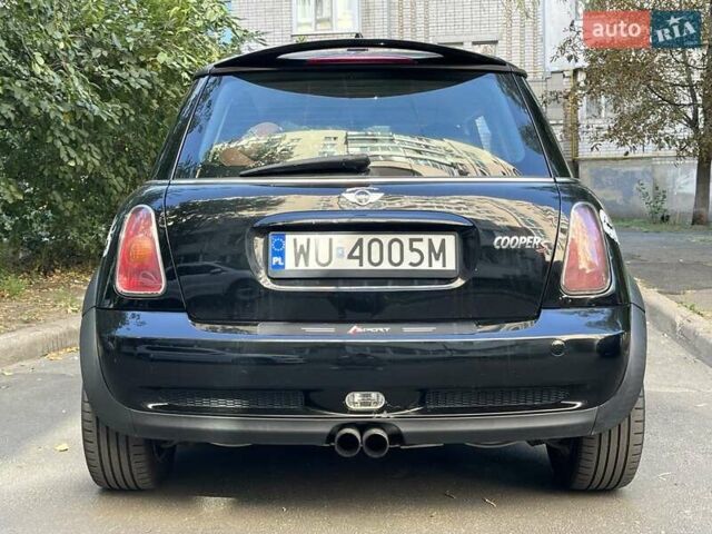 Черный Мини Hatch, объемом двигателя 1.6 л и пробегом 267 тыс. км за 2800 $, фото 3 на Automoto.ua