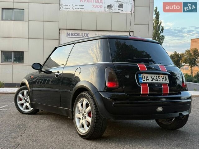 Чорний Міні Hatch, об'ємом двигуна 1.6 л та пробігом 224 тис. км за 4500 $, фото 5 на Automoto.ua