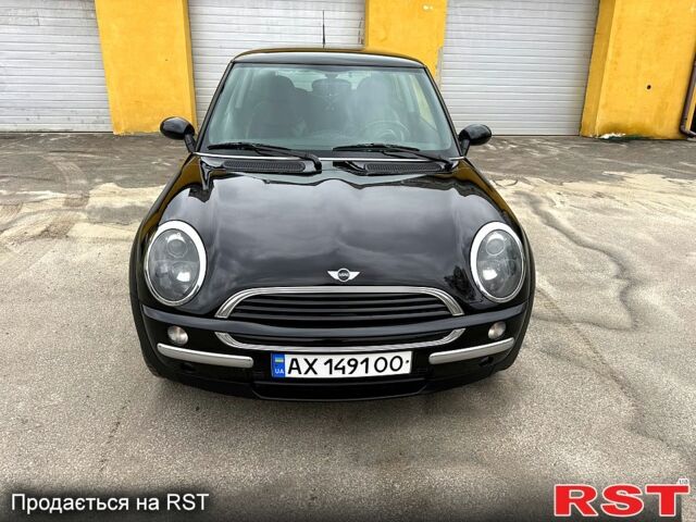 Черный Мини Hatch, объемом двигателя 1.4 л и пробегом 300 тыс. км за 4750 $, фото 5 на Automoto.ua