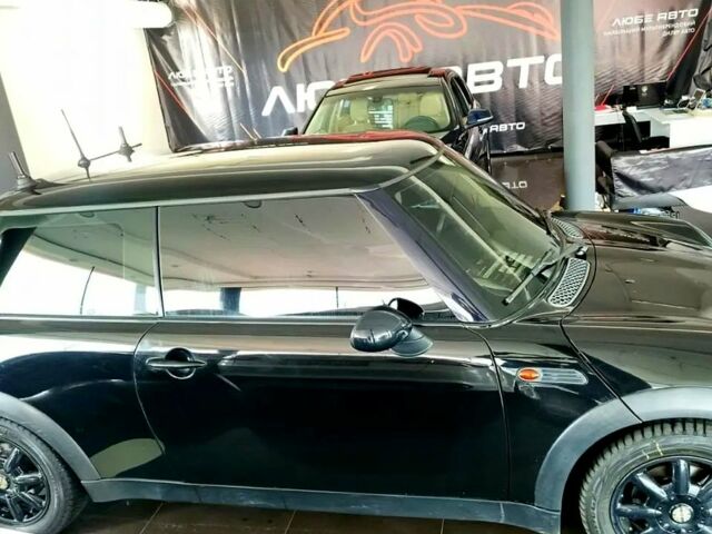 Чорний Міні Hatch, об'ємом двигуна 1.6 л та пробігом 200 тис. км за 3500 $, фото 7 на Automoto.ua