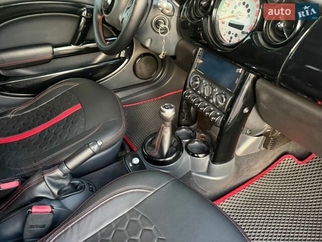 Чорний Міні Hatch, об'ємом двигуна 1.6 л та пробігом 224 тис. км за 4500 $, фото 40 на Automoto.ua