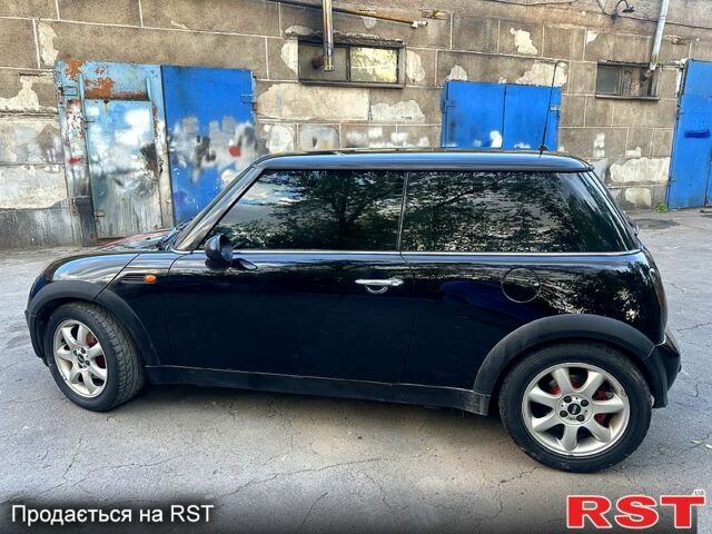 Чорний Міні Hatch, об'ємом двигуна 1.6 л та пробігом 210 тис. км за 5500 $, фото 2 на Automoto.ua