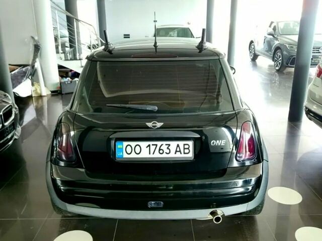 Чорний Міні Hatch, об'ємом двигуна 1.6 л та пробігом 200 тис. км за 3500 $, фото 5 на Automoto.ua