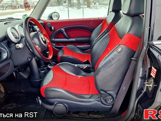 Черный Мини Hatch, объемом двигателя 1.6 л и пробегом 230 тыс. км за 5450 $, фото 4 на Automoto.ua