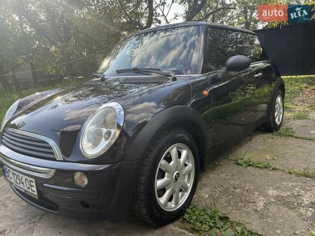 Черный Мини Hatch, объемом двигателя 1.6 л и пробегом 132 тыс. км за 5200 $, фото 19 на Automoto.ua