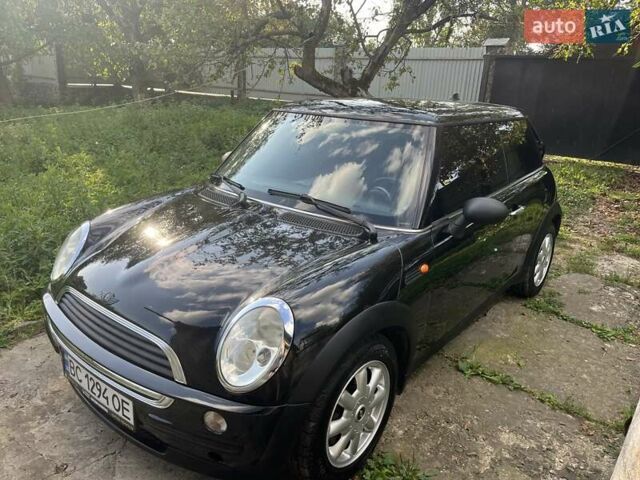 Черный Мини Hatch, объемом двигателя 1.6 л и пробегом 132 тыс. км за 5200 $, фото 17 на Automoto.ua