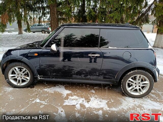 Чорний Міні Hatch, об'ємом двигуна 1.4 л та пробігом 230 тис. км за 3800 $, фото 3 на Automoto.ua