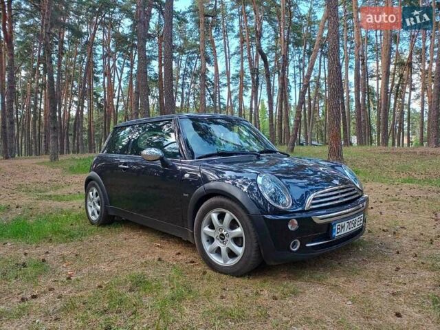 Черный Мини Hatch, объемом двигателя 1.6 л и пробегом 243 тыс. км за 6732 $, фото 2 на Automoto.ua