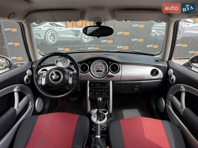 Черный Мини Hatch, объемом двигателя 1.6 л и пробегом 175 тыс. км за 4999 $, фото 10 на Automoto.ua