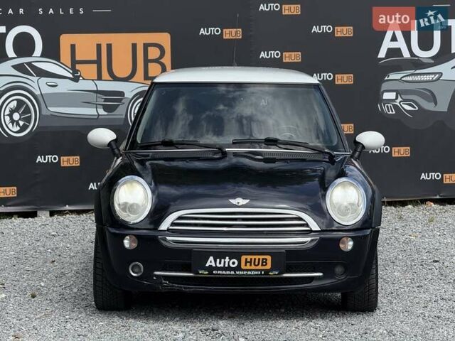 Черный Мини Hatch, объемом двигателя 1.6 л и пробегом 175 тыс. км за 4999 $, фото 1 на Automoto.ua