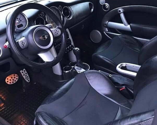 Черный Мини Hatch, объемом двигателя 1.6 л и пробегом 220 тыс. км за 4199 $, фото 7 на Automoto.ua