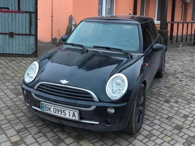 Чорний Міні Hatch, об'ємом двигуна 1.6 л та пробігом 220 тис. км за 4199 $, фото 11 на Automoto.ua