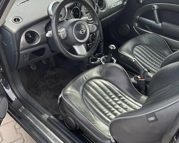 Чорний Міні Hatch, об'ємом двигуна 1.6 л та пробігом 150 тис. км за 4800 $, фото 5 на Automoto.ua