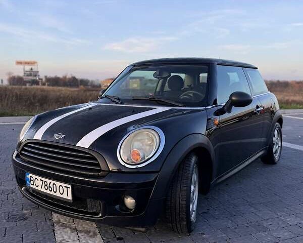 Черный Мини Hatch, объемом двигателя 1.4 л и пробегом 195 тыс. км за 6500 $, фото 2 на Automoto.ua