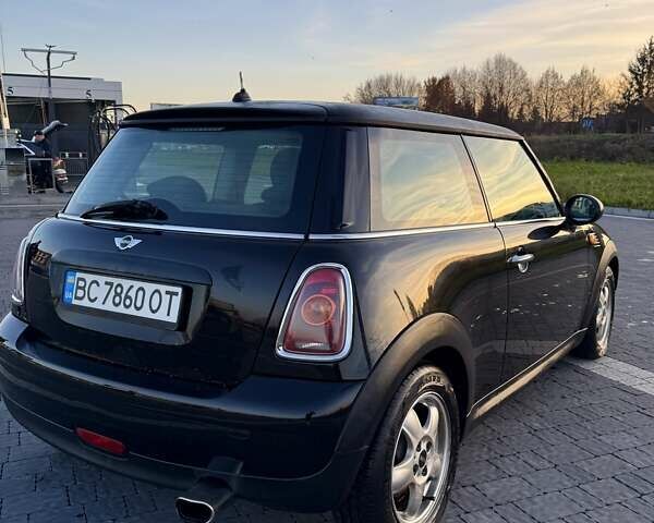 Черный Мини Hatch, объемом двигателя 1.4 л и пробегом 195 тыс. км за 6500 $, фото 7 на Automoto.ua