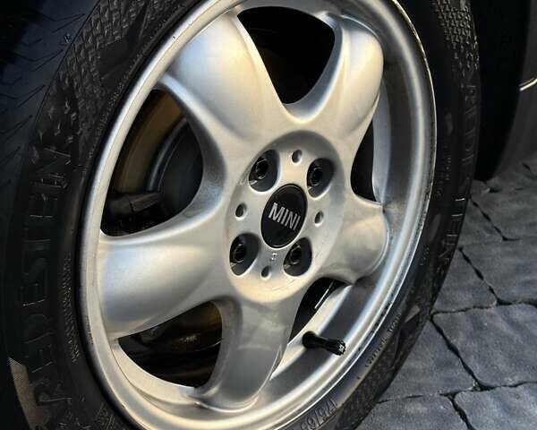 Черный Мини Hatch, объемом двигателя 1.4 л и пробегом 195 тыс. км за 6500 $, фото 10 на Automoto.ua