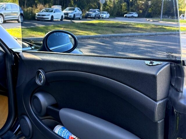 Черный Мини Hatch, объемом двигателя 1.4 л и пробегом 175 тыс. км за 6500 $, фото 7 на Automoto.ua