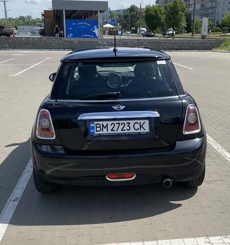 Черный Мини Hatch, объемом двигателя 1.4 л и пробегом 235 тыс. км за 4000 $, фото 4 на Automoto.ua