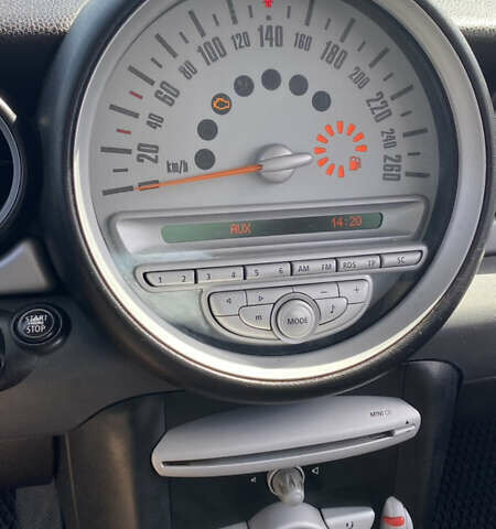 Черный Мини Hatch, объемом двигателя 1.4 л и пробегом 235 тыс. км за 4000 $, фото 21 на Automoto.ua