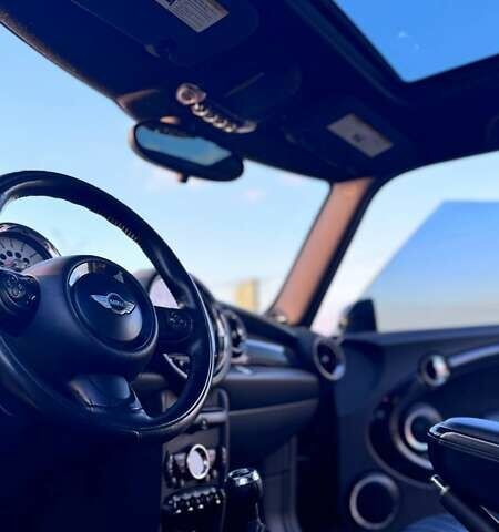 Чорний Міні Hatch, об'ємом двигуна 1.6 л та пробігом 116 тис. км за 7000 $, фото 41 на Automoto.ua