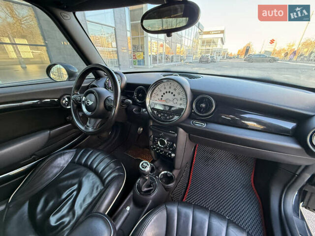 Чорний Міні Hatch, об'ємом двигуна 1.6 л та пробігом 120 тис. км за 6500 $, фото 15 на Automoto.ua
