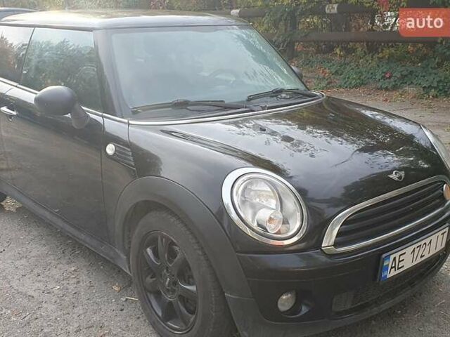 Чорний Міні Hatch, об'ємом двигуна 1.6 л та пробігом 201 тис. км за 6200 $, фото 1 на Automoto.ua