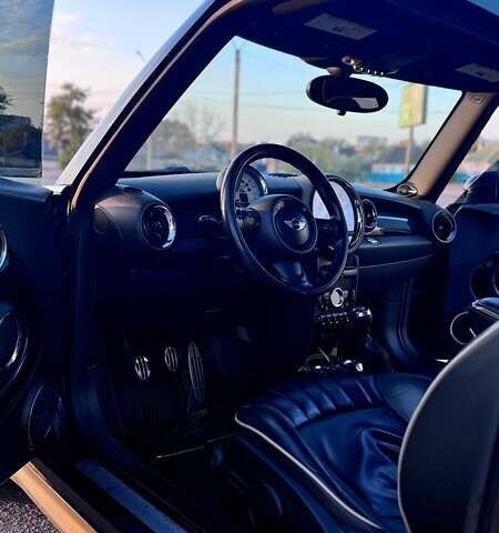 Чорний Міні Hatch, об'ємом двигуна 1.6 л та пробігом 116 тис. км за 7000 $, фото 43 на Automoto.ua