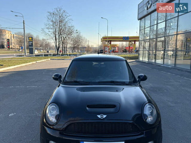 Чорний Міні Hatch, об'ємом двигуна 1.6 л та пробігом 120 тис. км за 6500 $, фото 10 на Automoto.ua