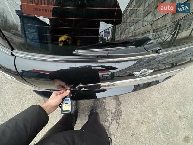 Черный Мини Hatch, объемом двигателя 1.6 л и пробегом 249 тыс. км за 12000 $, фото 90 на Automoto.ua