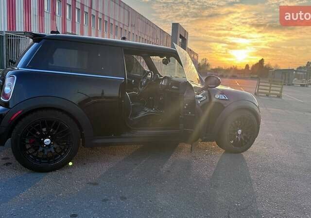 Чорний Міні Hatch, об'ємом двигуна 1.6 л та пробігом 116 тис. км за 7000 $, фото 15 на Automoto.ua