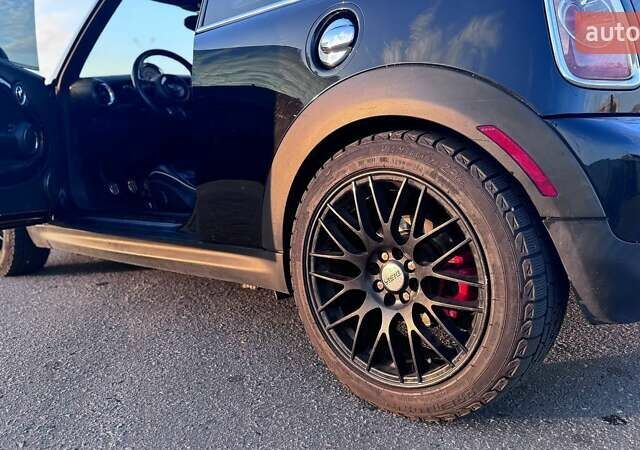 Чорний Міні Hatch, об'ємом двигуна 1.6 л та пробігом 116 тис. км за 7000 $, фото 27 на Automoto.ua